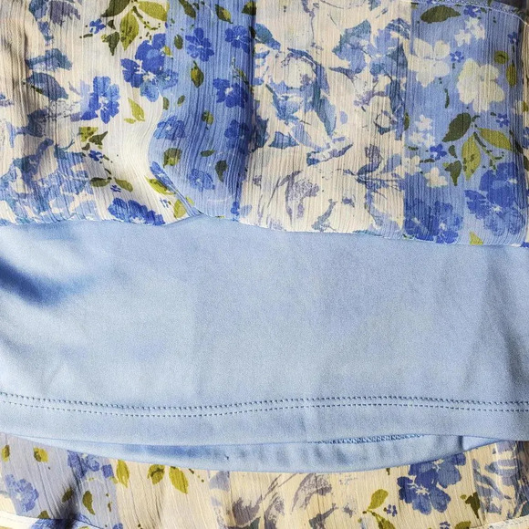 NWT LC Lauren Conrad Floral Print Pleated Empire Waist Chiffon V-Neck Midi Dress - Picture 12 of 16